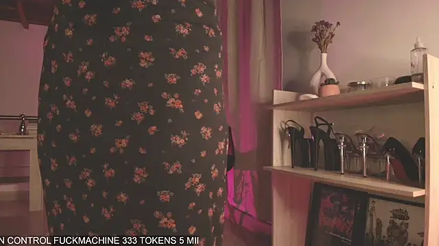 Mara Santoro online show from 03.22.25