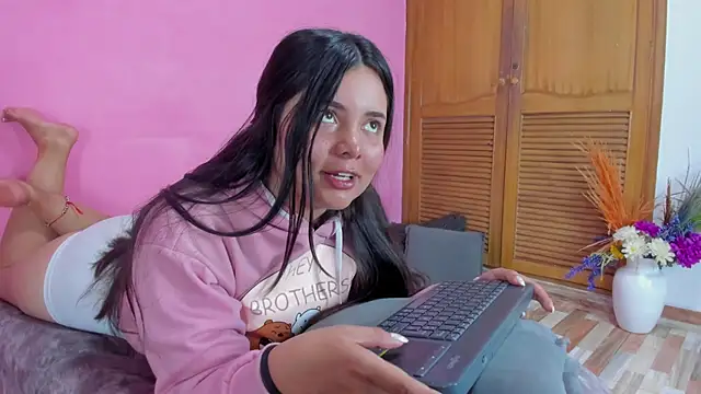 evaa greey online show from 02.13.25