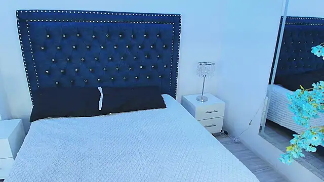 Milu ballmer online show from 09.12.25