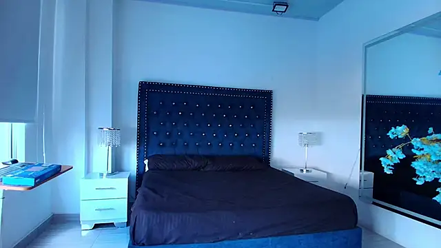 Milu ballmer online show from 09.22.25