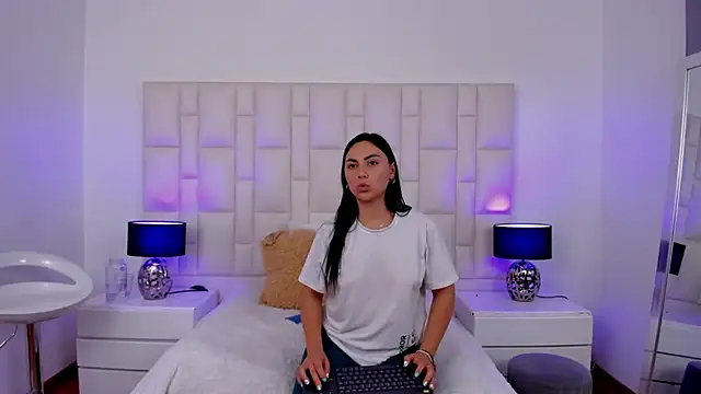 Ariana rouse online show from 02.07.25