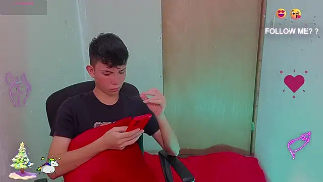 Snapshot of Alexxx_lov chatting on 02.06.26 Alexxx lov online show from 02.06.26