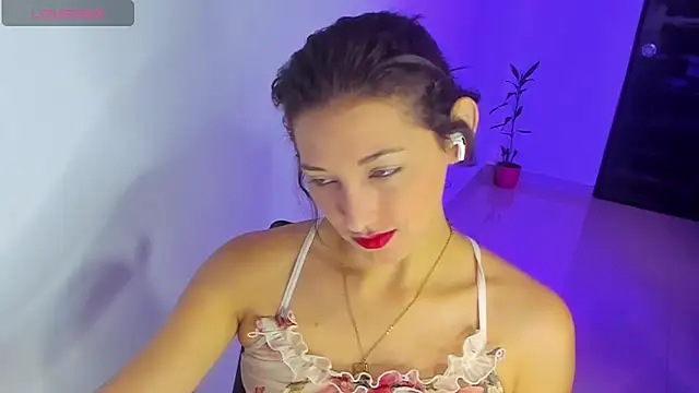 Snapshot of vicky__skinny_1 chatting on 03.13.25 vicky skinny 1 online show from 03.13.25