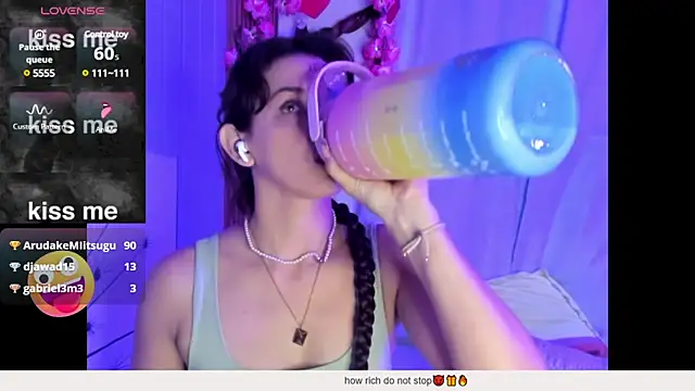 Snapshot of vicky__skinny_1 chatting on 03.16.25 vicky skinny 1 online show from 03.16.25