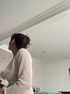 Snapshot of vicky__skinny_1 chatting on 03.20.25 vicky skinny 1 online show from 03.20.25