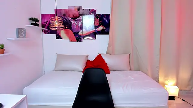 Snapshot of Karime_Oil chatting on 03.07.25 Karime Oil online show from 03.07.25