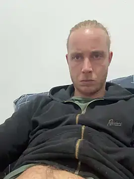 Snapshot of vikingodorado chatting on 03.20.25 vikingodorado online show from 03.20.25