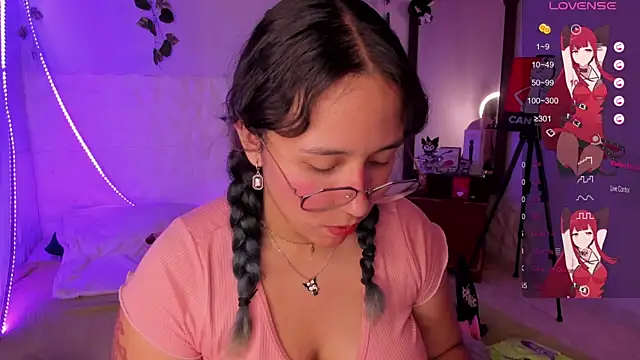 Snapshot of Ludovica6669 chatting on 02.28.25 Ludovica6669 online show from 02.28.25