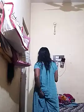 Snapshot of TeluguammayiMahi chatting on 02.14.25 TeluguammayiMahi online show from 02.14.25