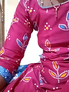 Snapshot of TeluguammayiMahi chatting on 02.19.25 TeluguammayiMahi online show from 02.19.25