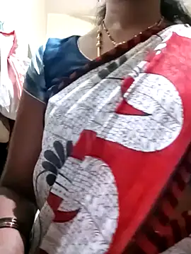 Snapshot of TeluguammayiMahi chatting on 03.01.25 TeluguammayiMahi online show from 03.01.25