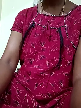 Snapshot of TeluguammayiMahi chatting on 04.28.26 TeluguammayiMahi online show from 04.28.26