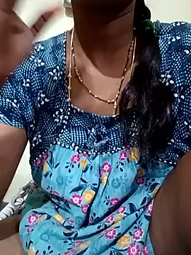 Snapshot of TeluguammayiMahi chatting on 04.30.26 TeluguammayiMahi online show from 04.30.26