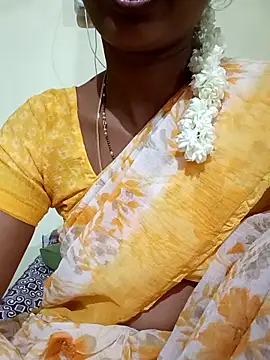 Snapshot of TeluguammayiMahi chatting on 05.12.26 TeluguammayiMahi online show from 05.12.26