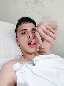 xxaviermendez online show from 10.01.25