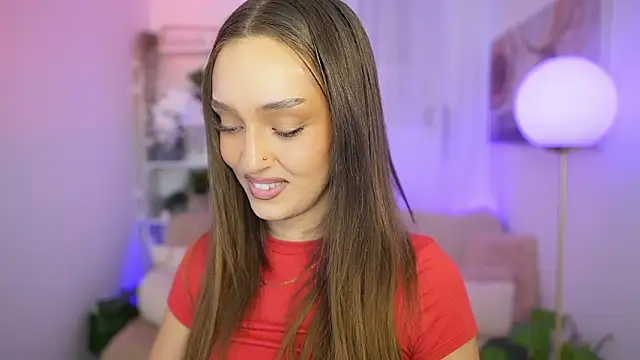 Clara Nia online show from 01.08.26