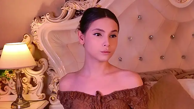 GIGI DAV online show from 10.23.25