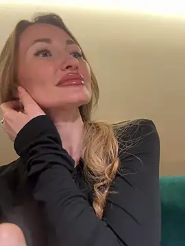 Sweet Pussy2024 online show from 02.15.25