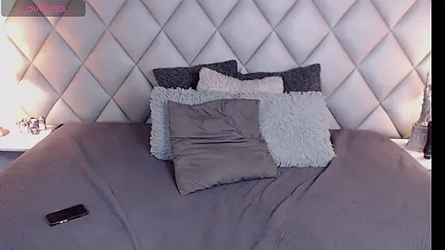 LalyCastro online show from 03.09.25