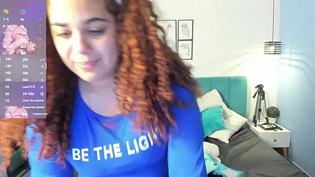 Snapshot of ninna_curly chatting on 04.11.26 ninna curly online show from 04.11.26