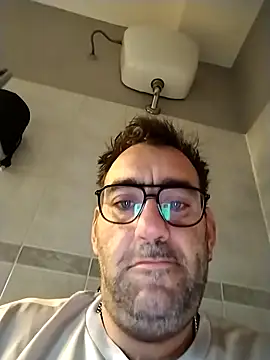 Snapshot of Hardasanut chatting on 10.09.25 Hardasanut online show from 10.09.25