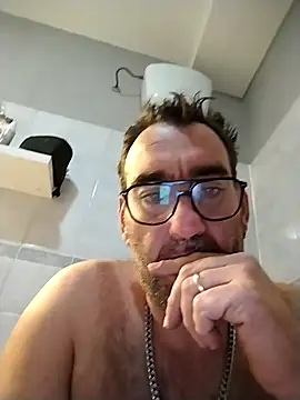 Snapshot of Hardasanut chatting on 10.10.25 Hardasanut online show from 10.10.25