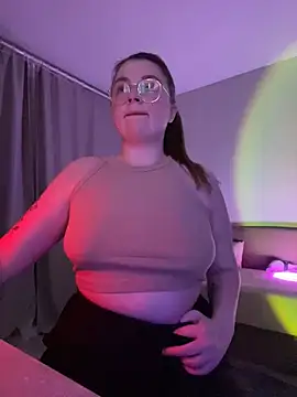 DearAlise online show from 03.20.25