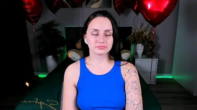 EmiliaBeynard online show from 02.24.25