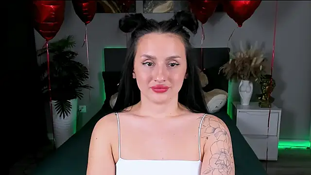 EmiliaBeynard online show from 03.04.25