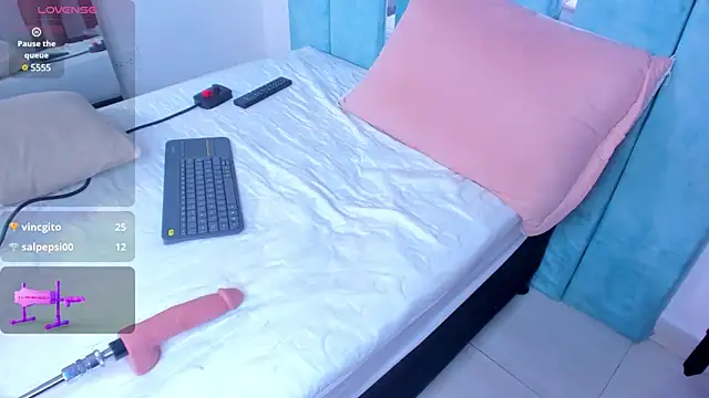 AlexxaSmall online show from 02.21.25