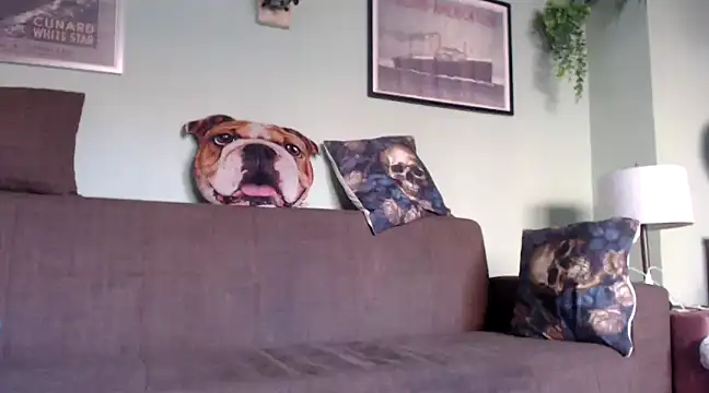 Astrid-Gilbert online show from 03.04.25