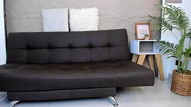 Shanntal  online show from 03.10.25