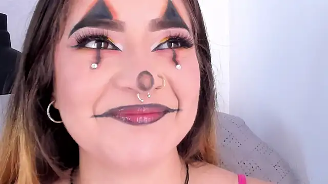 Shanntal  online show from 10.03.25