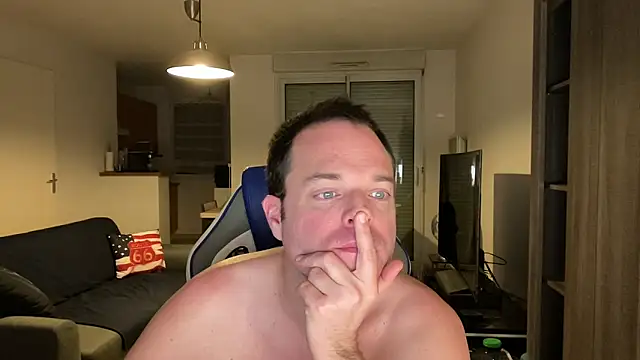 Funnyjul31 online show from 02.15.25