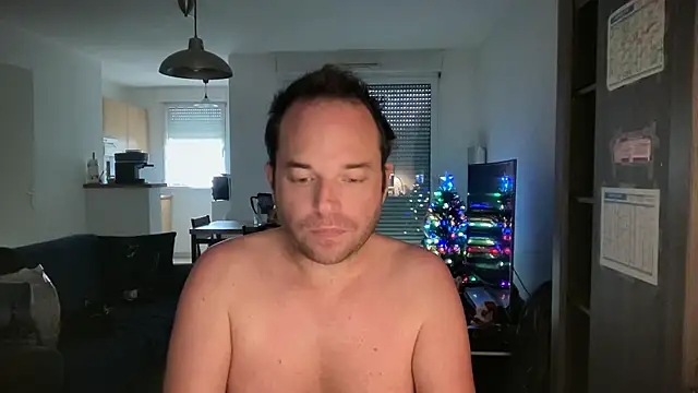 Funnyjul31 online show from 11.26.25