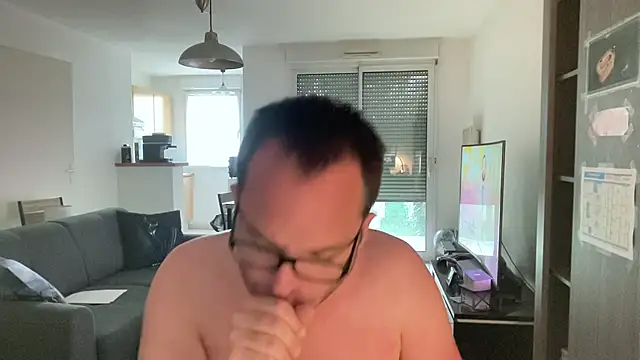 Funnyjul31 online show from 04.27.26