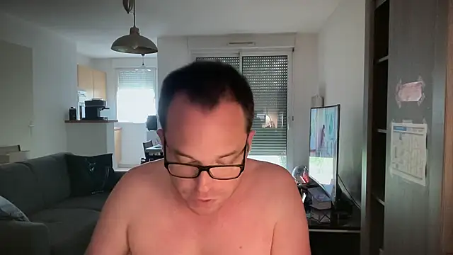 Funnyjul31 online show from 04.29.26