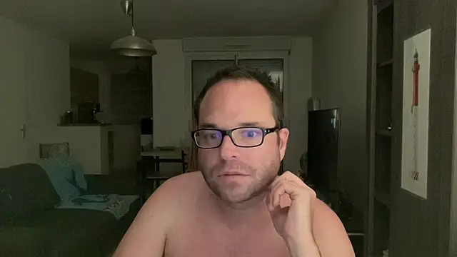 Snapshot of Funnyjul31 chatting on 07.29.26 Funnyjul31 online show from 07.29.26