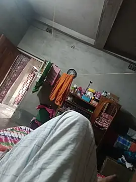 Snapshot of birds0641 chatting on 11.01.25 birds0641 online show from 11.01.25