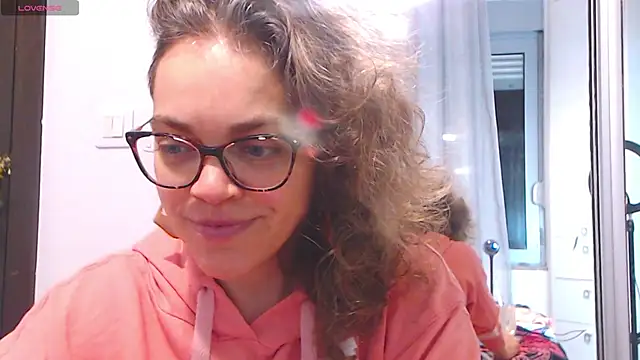 Ju-Hot online show from 01.21.25