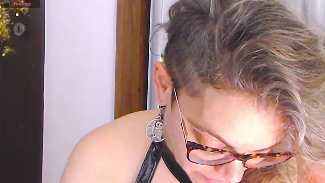 Ju-Hot online show from 02.13.25