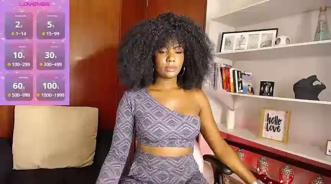 Snapshot of miaderail chatting on 12.20.24 miaderail online show from 12.20.24