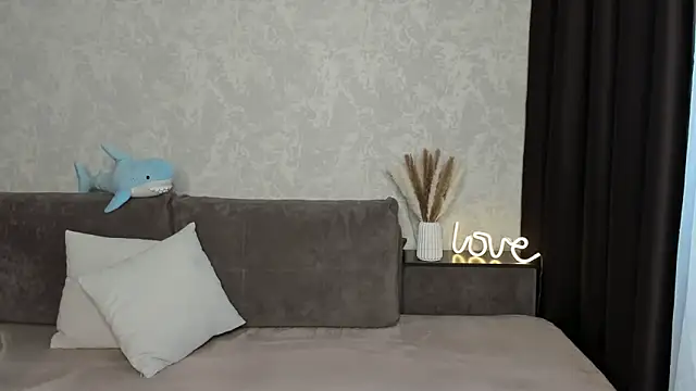 Snapshot of MelisaHart chatting on 02.13.25 MelisaHart online show from 02.13.25