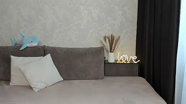 Snapshot of MelisaHart chatting on 02.19.25 MelisaHart online show from 02.19.25