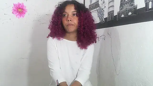 Lola-Pretty online show from 03.13.25