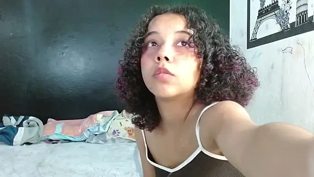 Lola-Pretty online show from 10.07.25