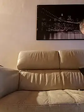 Snapshot of Pourleplasirs chatting on 02.03.25 Pourleplasirs online show from 02.03.25