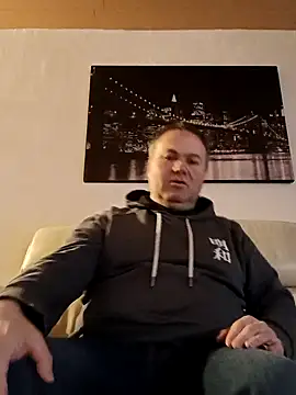 Snapshot of Pourleplasirs chatting on 02.10.25 Pourleplasirs online show from 02.10.25