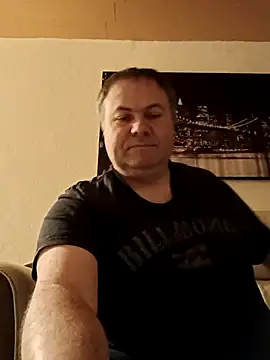 Snapshot of Pourleplasirs chatting on 03.20.25 Pourleplasirs online show from 03.20.25