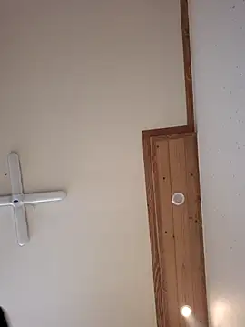 Snapshot of Tyyyggjju chatting on 11.27.25 Tyyyggjju online show from 11.27.25